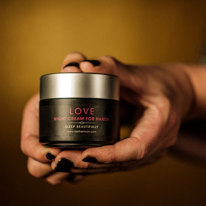 TIME TO TREAT SET | Night time nourishment for hands and feet